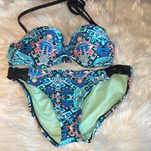 XHILARATION, colorful Geometric Bikini Set